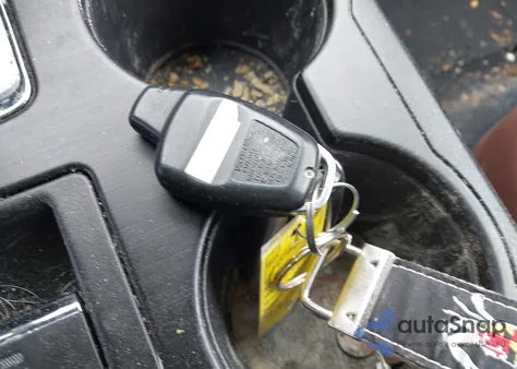 2017 Subaru Outback 3.6R Touring z USA, uszkodzony, nr VIN 4S4BSETC6H3289980